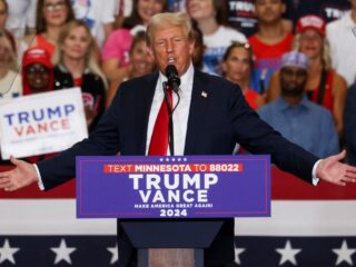 Boek van Fred Trump III zet verkiezingscampagne onder druk