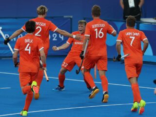 Broer van olympisch hockeyer Koen Bijen is commentator van zijn wedstrijden: 'Heel speciaal'
