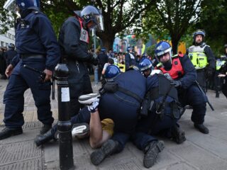 Jarenlange gevangenisstraffen voor Southport-relschoppers: 'VK geeft signaal af'