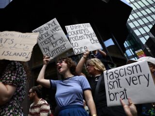 De kunstgeschiedenis achter het limoengroen van 'brat'