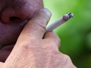 Stand.nl: 'Het anti-rookbeleid moet nog steviger'