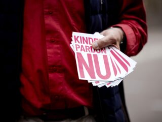 Zeven kinderen krijgen alsnog verblijfsvergunning door uitspraak Raad van State