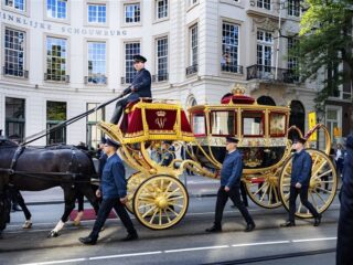 Stand.nl: 'Prinsjesdag moet een nationale feestdag worden'