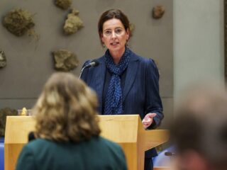 Oproep voor meer vrouwen in de gemeentepolitiek: 'Een goed begin'