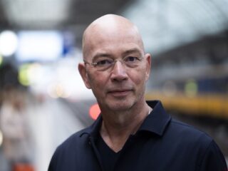 Tommy Wieringa: 'Veel Oekraïense soldaten moeten hebben gedacht: 'dit gaat mij niet overkomen'