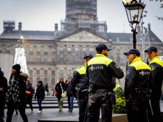 Sharon Dijksma (burgemeester Utrecht) over Amsterdams geweld: ‘Als we geen grenzen stellen, zie ik het somber in'