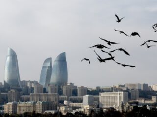 Klimaattop Bakoe: moeizame onderhandelingen, maar hoop op doorbraak blijft