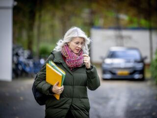 Woonminister Keijzer wil voorrang voor statushouders verbieden: oplossing of een stap te ver?