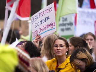 Staking in het hoger onderwijs van start: 'Bezuinigingen moeten van tafel'