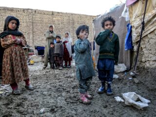 Trump blokkeert visa: Afghanen vast tussen twee landen