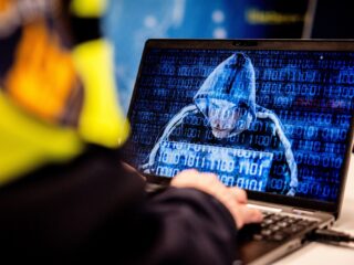 Nieuwe screeningswet moet potentiële spionnen opsporen: 'Ze leven al jaren onder ons'