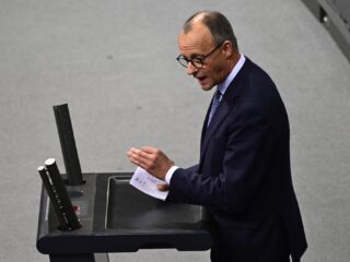 CDU wil strenge asielmaatregelen, staat open voor samenwerking met radicaalrechtse AfD