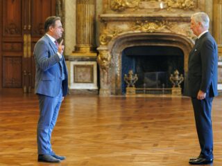 Podcast De Dag; Een Belgische premier die niet van België houdt