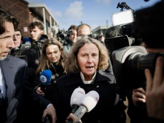 Koerst kabinet af op kabinetscrisis? 'Wet gaat over de toekomst, de opvangcrisis is nu'