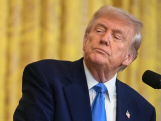 Podcast De Dag: Amerika 'haakt af', Nederlandse kiezer schuift op