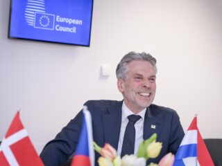 Nederland minder belangrijk in EU dan vroeger: 'Niemand ligt wakker van motie-Eerdmans'