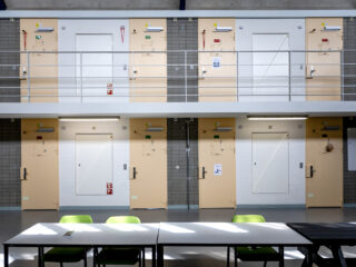 Vergrijzing in gevangenissen zorgt voor problemen: 'Dit kan zo niet doorgaan'