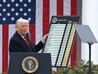 Economen kritisch op Trump: handelstarieven zijn 'desastreus'