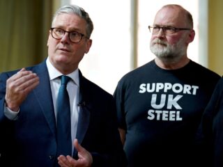 Britten koersen af op nationalisatie staalindustrie