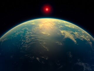 Oude ruimtesonde stevent op aarde af