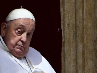 Podcast De Dag: het overlijden van paus Franciscus