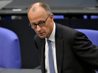 Podcast De Dag: Sch(Merz)