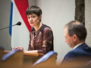 Nieuw pensioenstelsel geeft grote druk op kapitaalmarkt: 'Nu is het belangrijk om de brief van je pensioenfonds te openen'