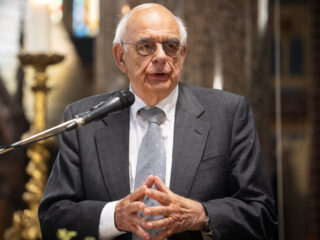 Jan Pronk: 'Genocide moet je constateren op het moment dat het gebeurt, niet achteraf'