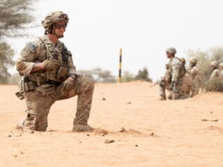 Minister Hegseth wil Amerikaanse militairen testen op testosteron, medici zijn kritisch