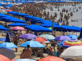 Meer zwaar onweer dit najaar? Hoe de ongewoon warme Middellandse Zee het weer beïnvloedt