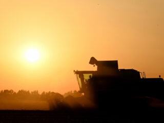 Doelbewuste desinformatie houdt klimaatbeleid tegen, met hulp van radicaal-rechts