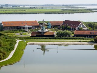 Welke invloed heeft het water op onze woningbouw?