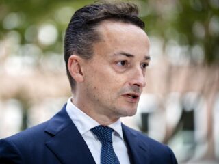 Oud-NSC-staatssecretaris haalt uit naar PVV, VVD en BBB: 'Te veel politieke spelletjes'