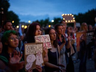 Stand.nl: Vrouwen moeten bij de politie kunnen checken of hun partner ooit gewelddadig is geweest'