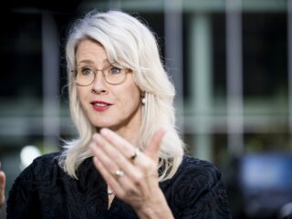 Raad van State vijandig tegenover demissionair kabinet, stelt bestuurskundige