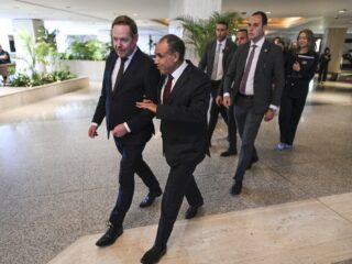 Egypte neemt voortouw in wederopbouwconferentie van Gaza, Van Weel voorzichtig optimistisch