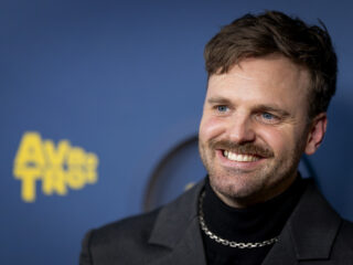 Tim Hofman over het nieuwe seizoen van Over Mijn Lijk, zijn begin bij BNN en de impact van zijn werk: 'Niet gelijk verkocht door BNN'