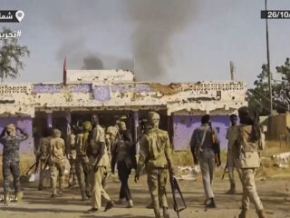 El-Fasher veroverd door Soedanese rebellen: 'Een enorme massaslachting dreigt'