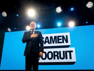 Hoe kan het dat GroenLinks-PvdA niet écht groot is geworden?