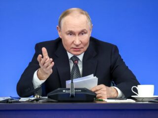 Poetin gaat weer kernwapens testen