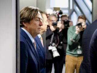 Podcast De Dag, uit de trukendoos van het Binnenhof: lekken