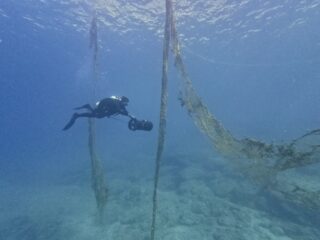 Zit smog niet alleen in de lucht, maar ook in de zee?