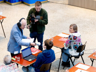 Hoeveel fout heb jij? Lees hier de nakijkinstructie van het Groot Dictee 2025