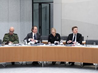 Podcast De Dag: tegen welke drones wapenen we ons?