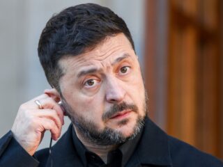 Zelensky wil verkiezingen organiseren, maar alleen met veiligheidsgaranties van VS en EU