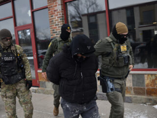 De man die ICE-agenten ontmaskert vanuit Nederland: 'Wij doen gewoon een publieke dienst'