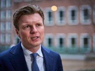 Stand.nl: 'De vijfdaagse werkweek moet de norm worden'
