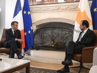 EU-correspondent Alexander Bakker ziet weinig actie rond Europese defensiesamenwerking: 'Nog niet één kogel opgeleverd'