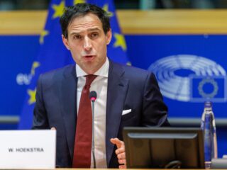 Eurocommissaris Wopke Hoekstra waakt voor energietekorten: 'Energiezekerheid is geen gegeven'