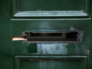 Vuurwerkbom partijkantoor D66: 'Fucking eng'